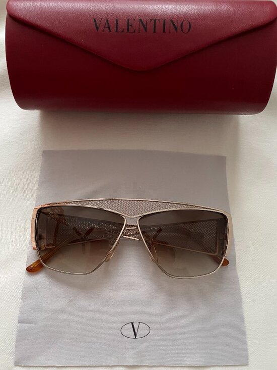 Valentino Garavani mod.325 63-8 OB sunglasses main image 6